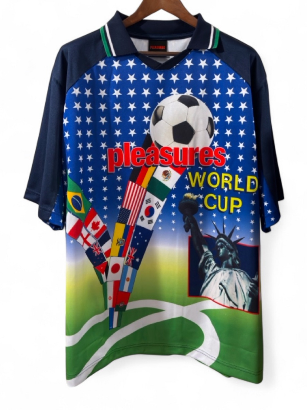 Pleasures World Cup Flags Soccer Jersey Size Men’s XXL (NWT)